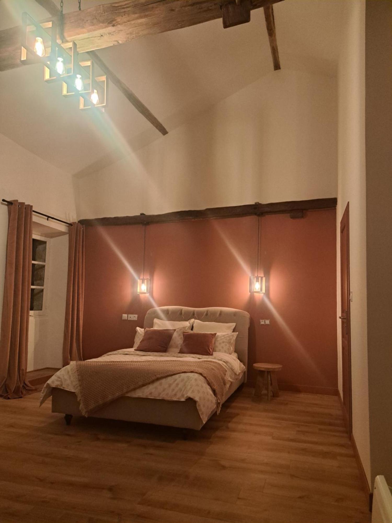 Lavallade12 Chambers D'Hotes Roussines Exterior foto